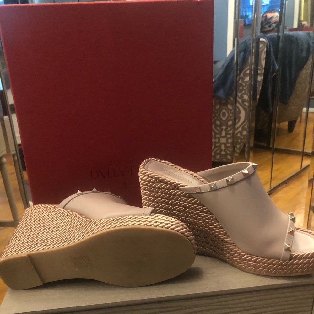 Rocksud Valentino Mules worn 1 time no scratches